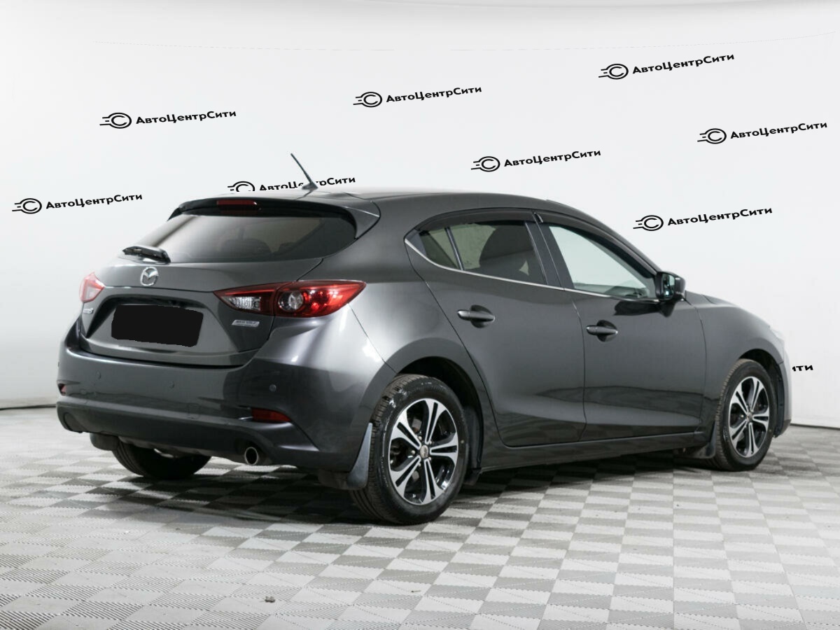 Mazda 3 с пробегом — 2018 год. Фото: #3