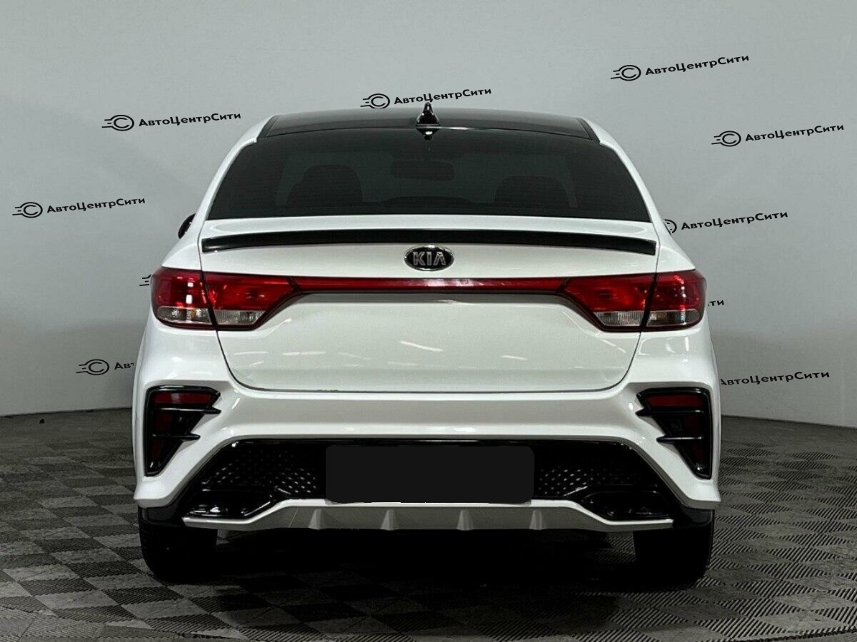Kia Rio с пробегом — 2018 год. Фото: #5