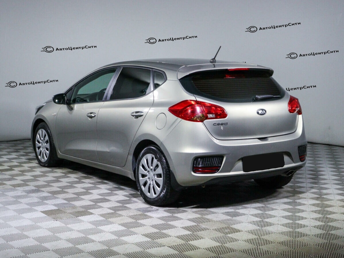 Kia Ceed с пробегом — 2015 год. Фото: #6