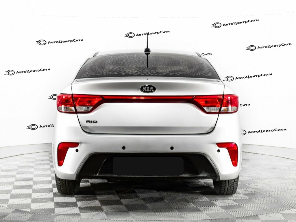 Kia Rio с пробегом — 2019 год. Фото: #5