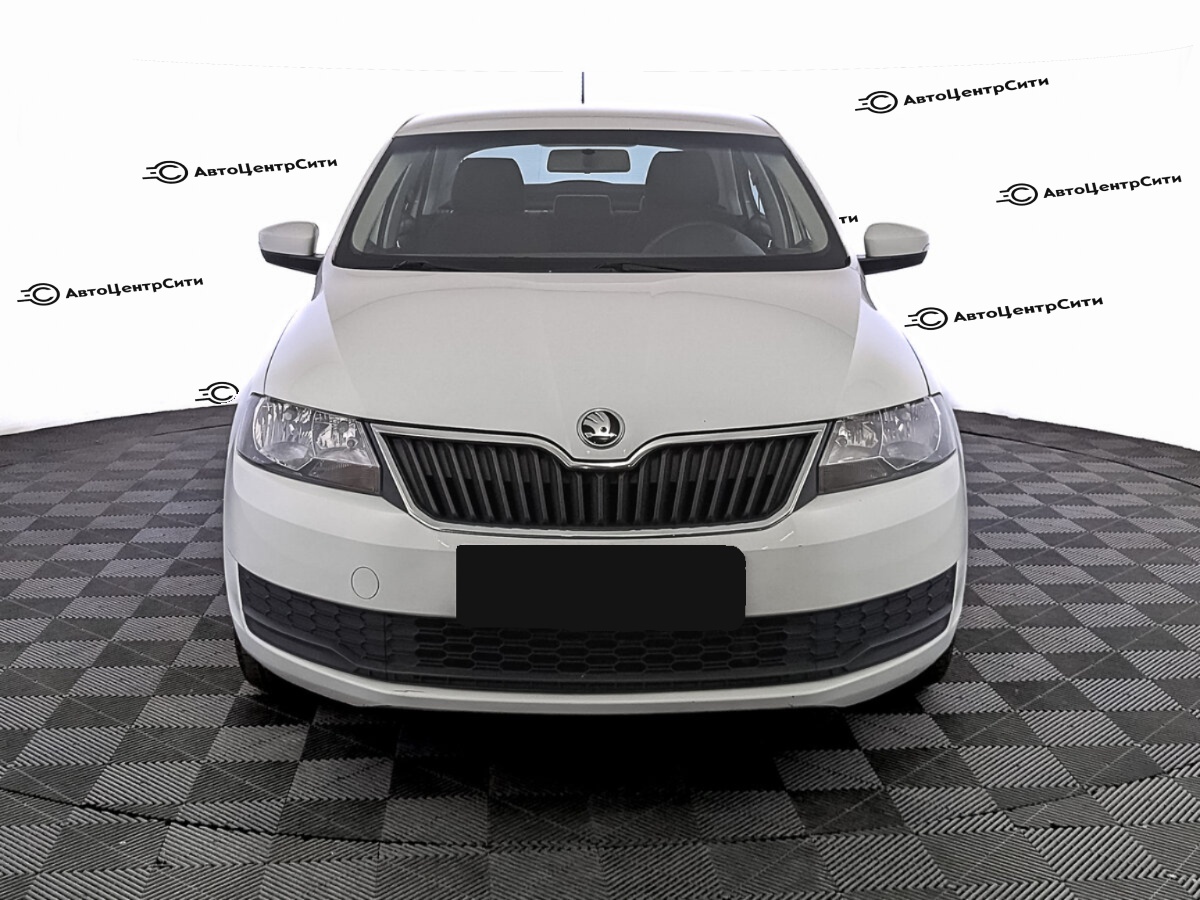 Skoda Rapid с пробегом — 2019 год. Фото: #1