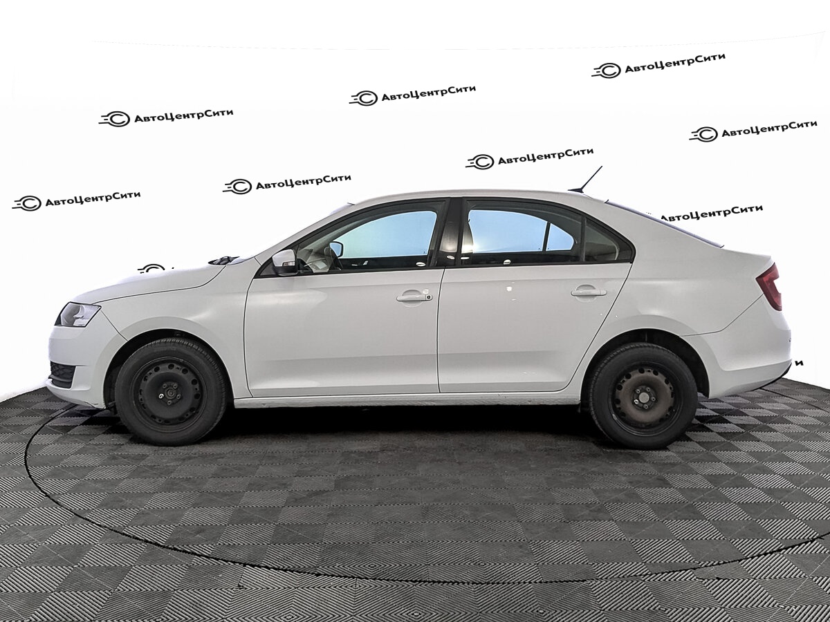 Skoda Rapid с пробегом — 2019 год. Фото: #7