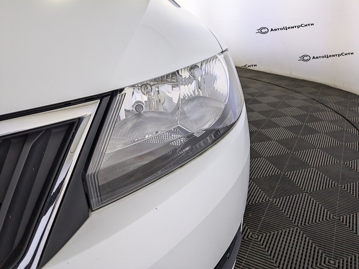 Skoda Rapid с пробегом — 2019 год. Фото: #10