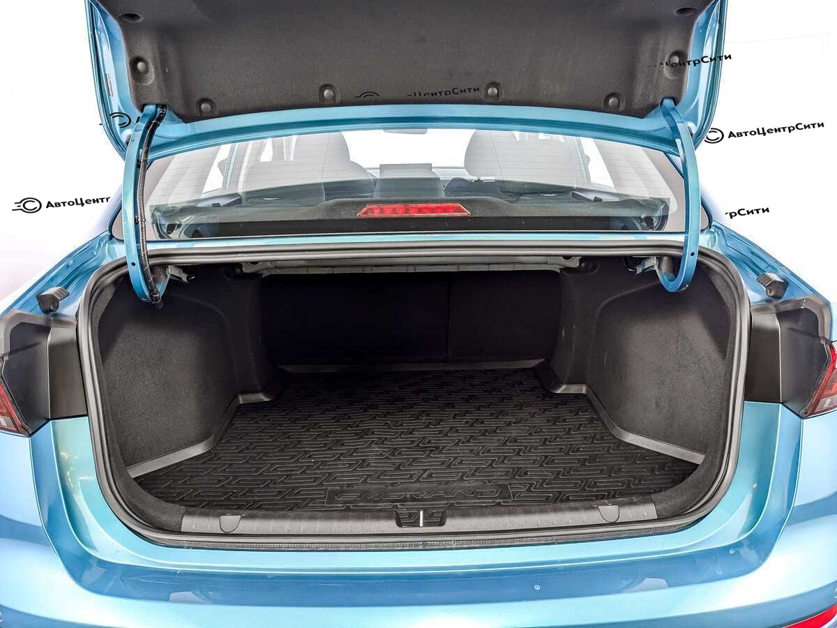 Geely Emgrand с пробегом — 2023 год. Фото: #9