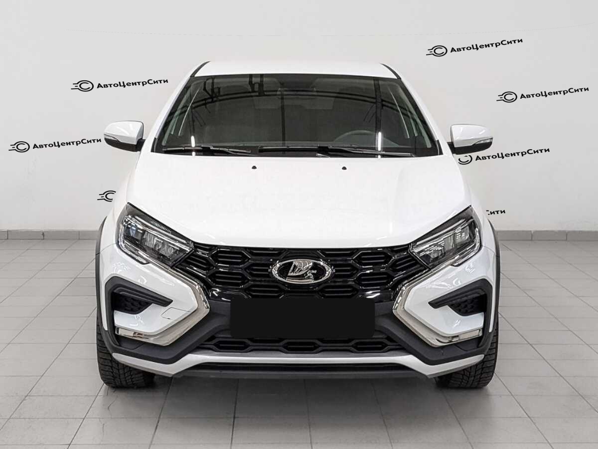 Lada (ВАЗ) Vesta с пробегом — 2024 год. Фото: #1