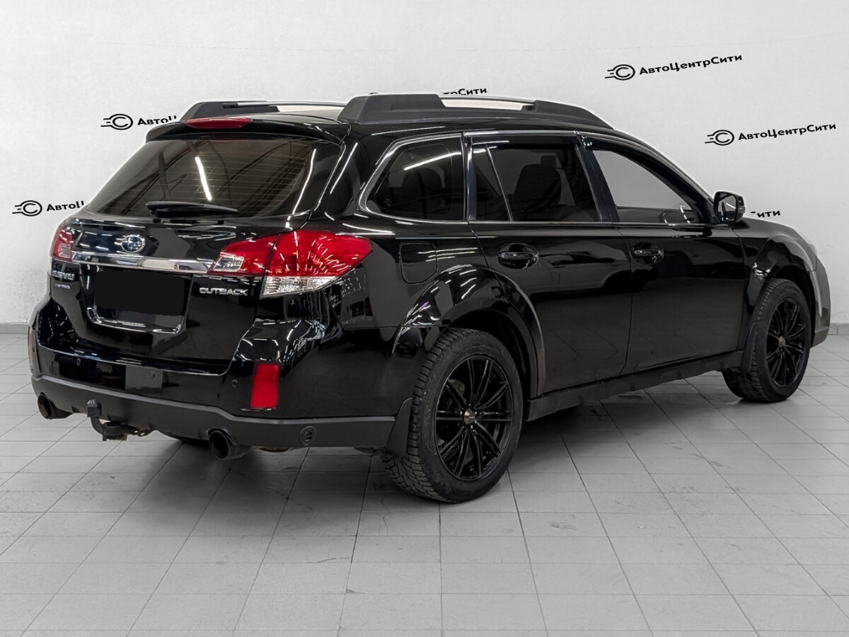 Subaru Outback с пробегом — 2013 год. Фото: #4