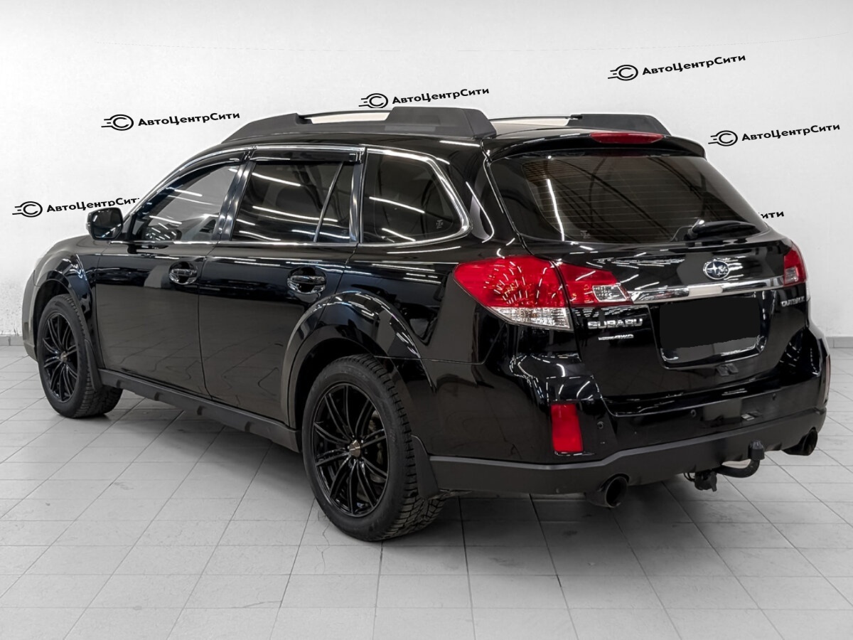 Subaru Outback с пробегом — 2013 год. Фото: #6