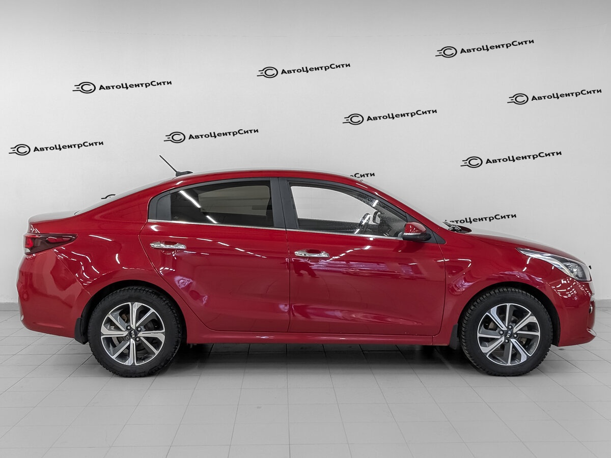 Kia Rio с пробегом — 2017 год. Фото: #3