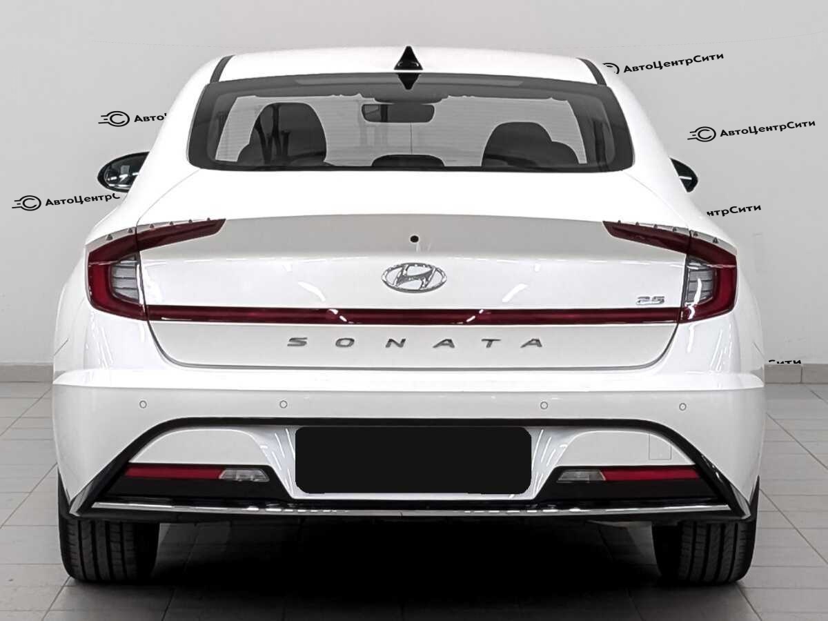 Hyundai Sonata с пробегом — 2022 год. Фото: #5