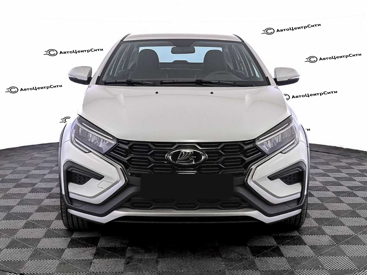 Lada (ВАЗ) Vesta с пробегом — 2024 год. Фото: #1