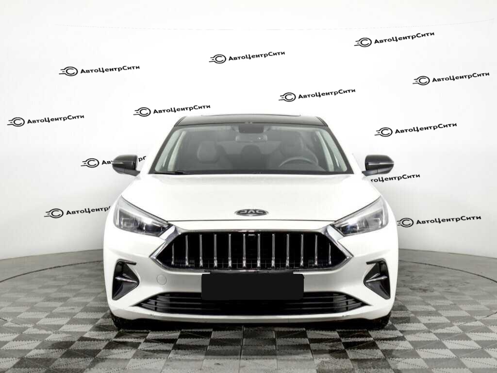 JAC J7 с пробегом — 2021 год. Фото: #1