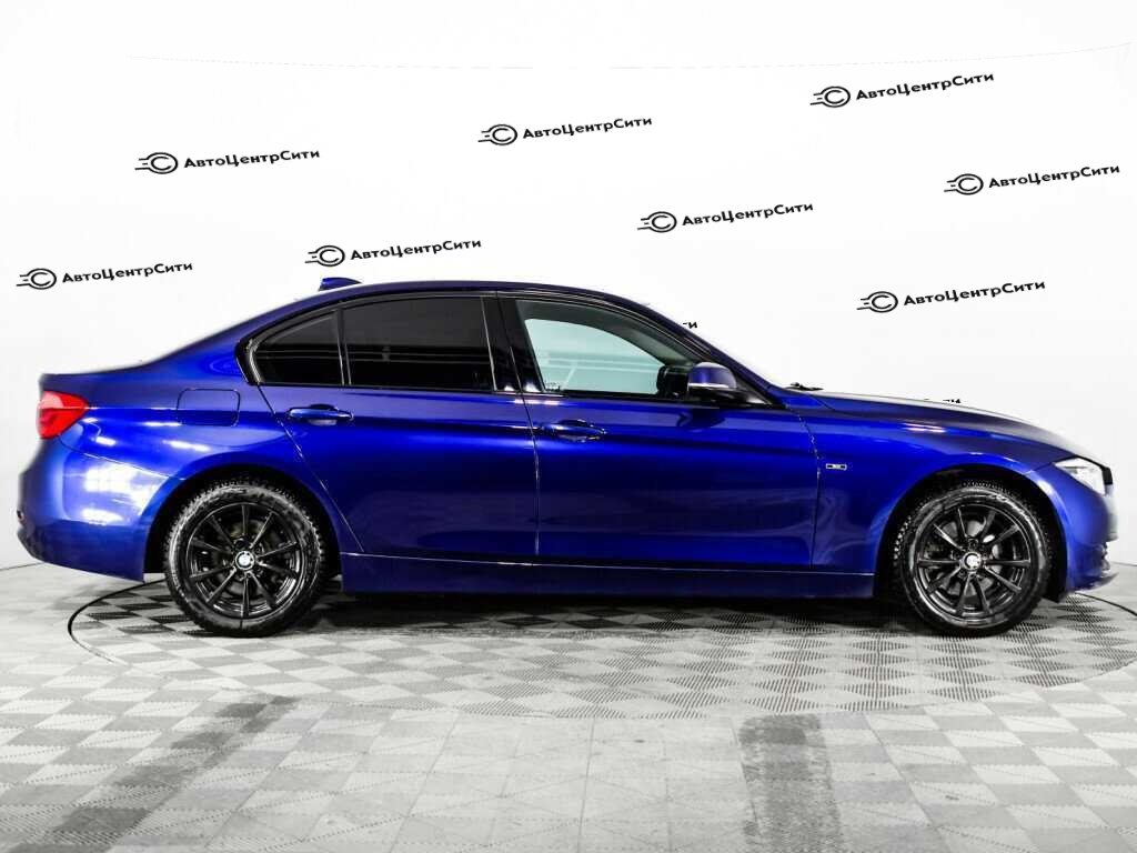 BMW 3 серии с пробегом — 2017 год. Фото: #3