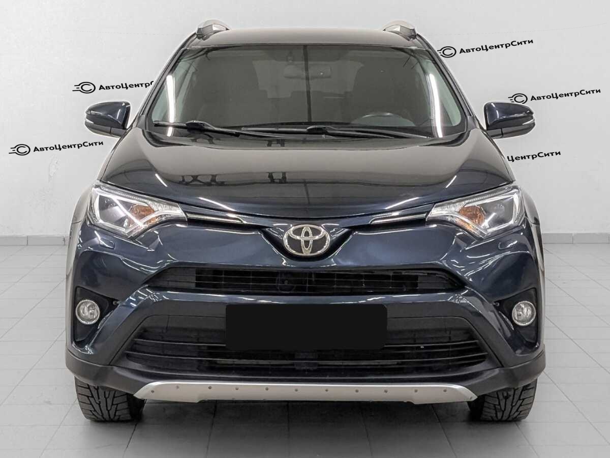 Toyota RAV4 с пробегом — 2017 год. Фото: #1