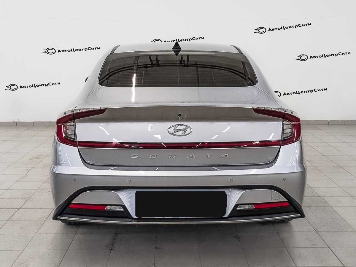 Hyundai Sonata с пробегом — 2022 год. Фото: #5