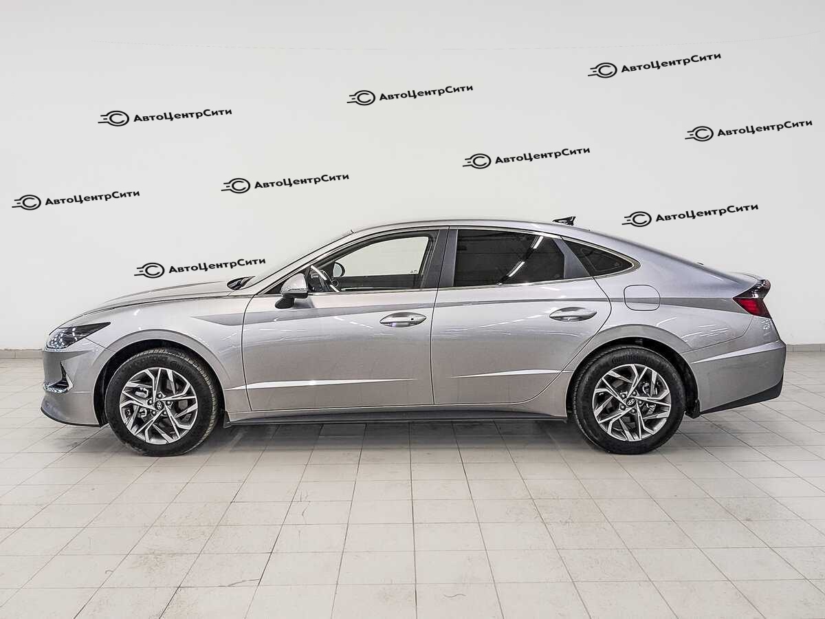 Hyundai Sonata с пробегом — 2022 год. Фото: #7