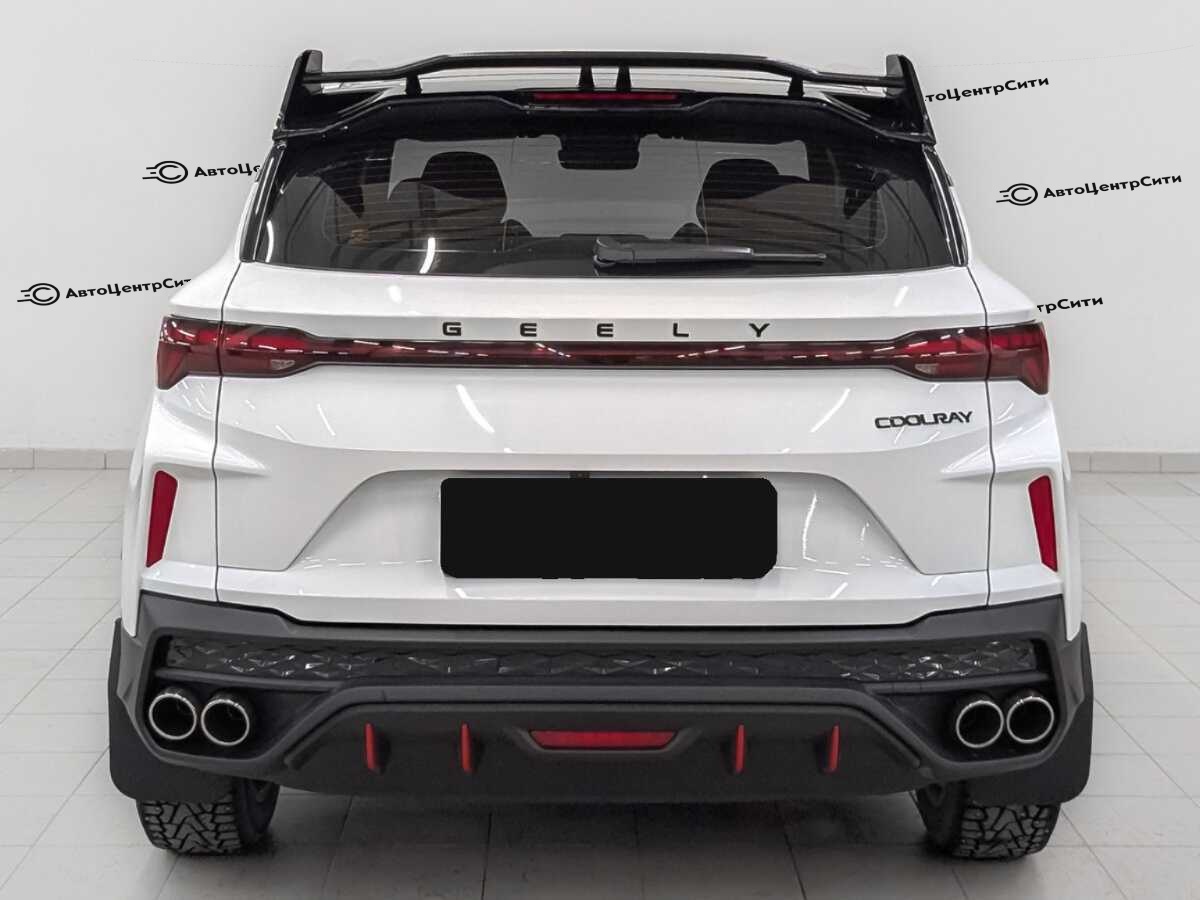 Geely Coolray с пробегом — 2024 год. Фото: #5
