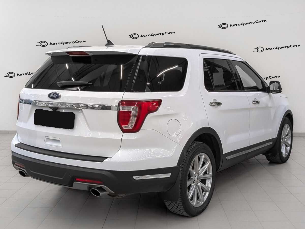 Ford Explorer с пробегом — 2019 год. Фото: #4