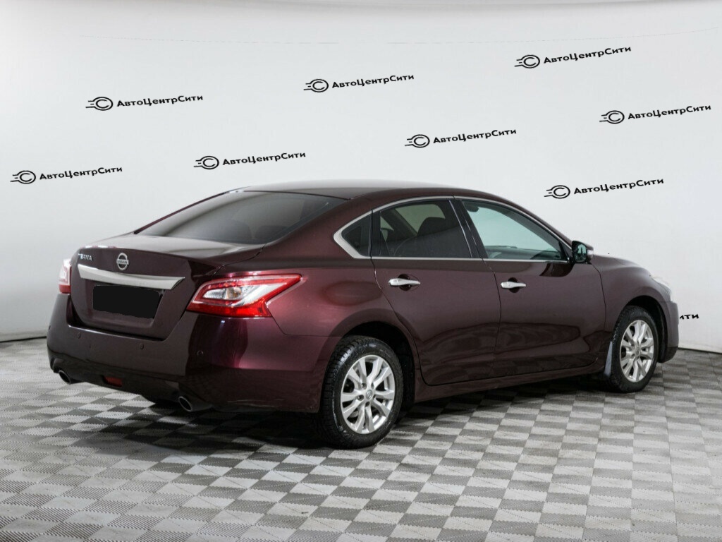 Nissan Teana с пробегом — 2014 год. Фото: #3