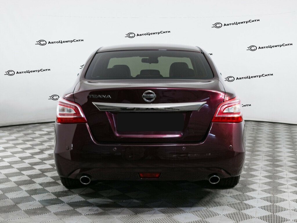 Nissan Teana с пробегом — 2014 год. Фото: #4