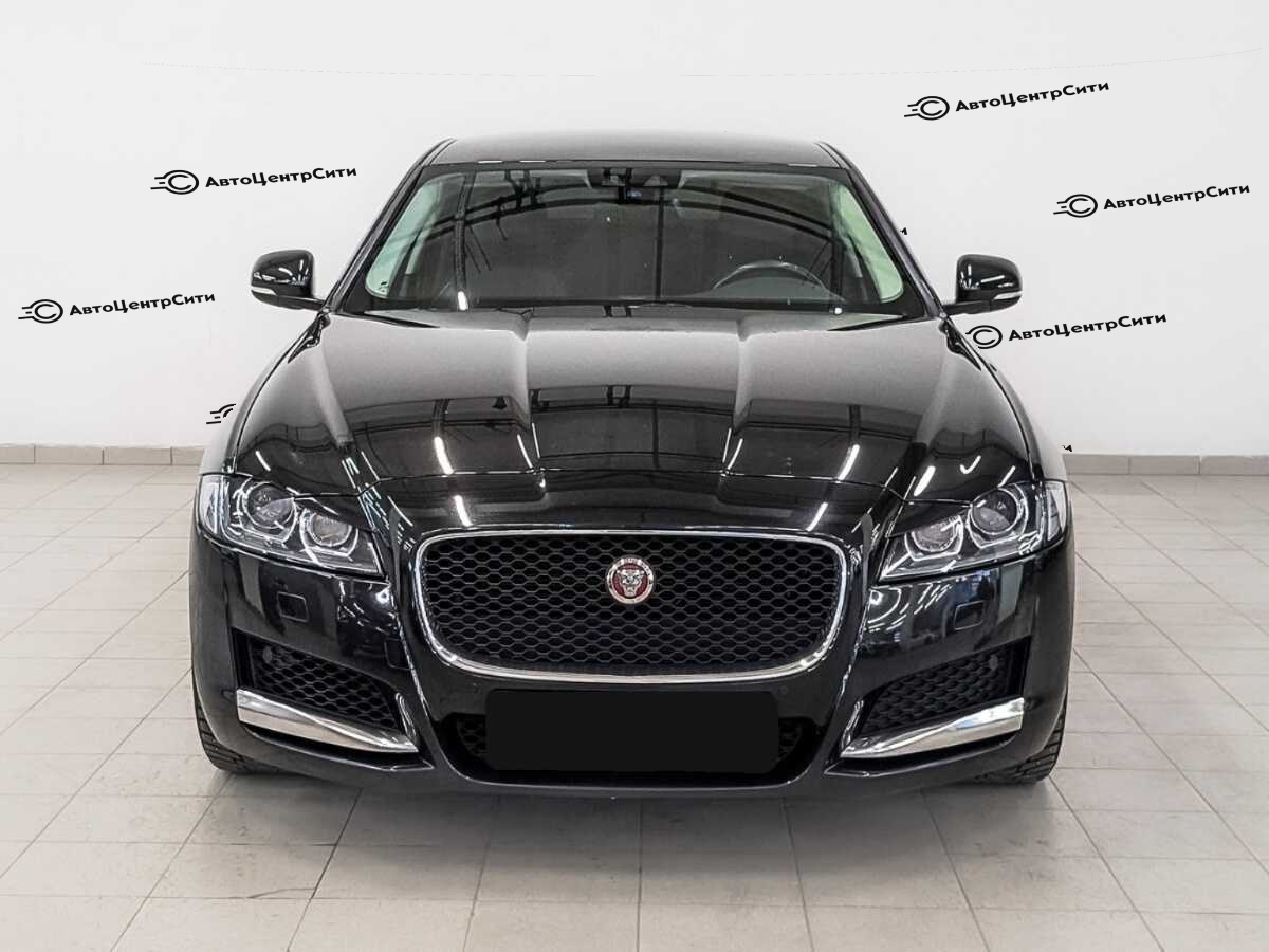 Jaguar XF с пробегом — 2017 год. Фото: #1