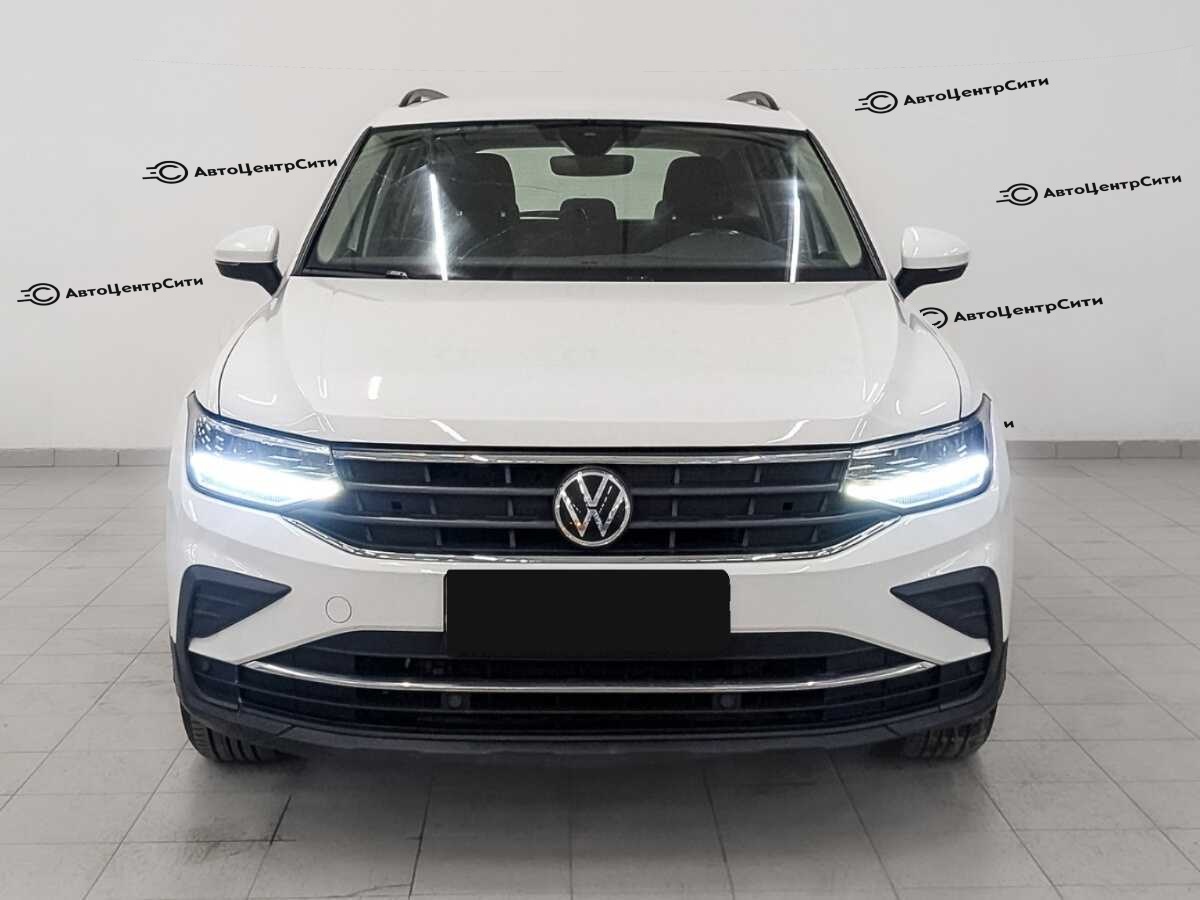 Volkswagen Tiguan с пробегом — 2021 год. Фото: #1