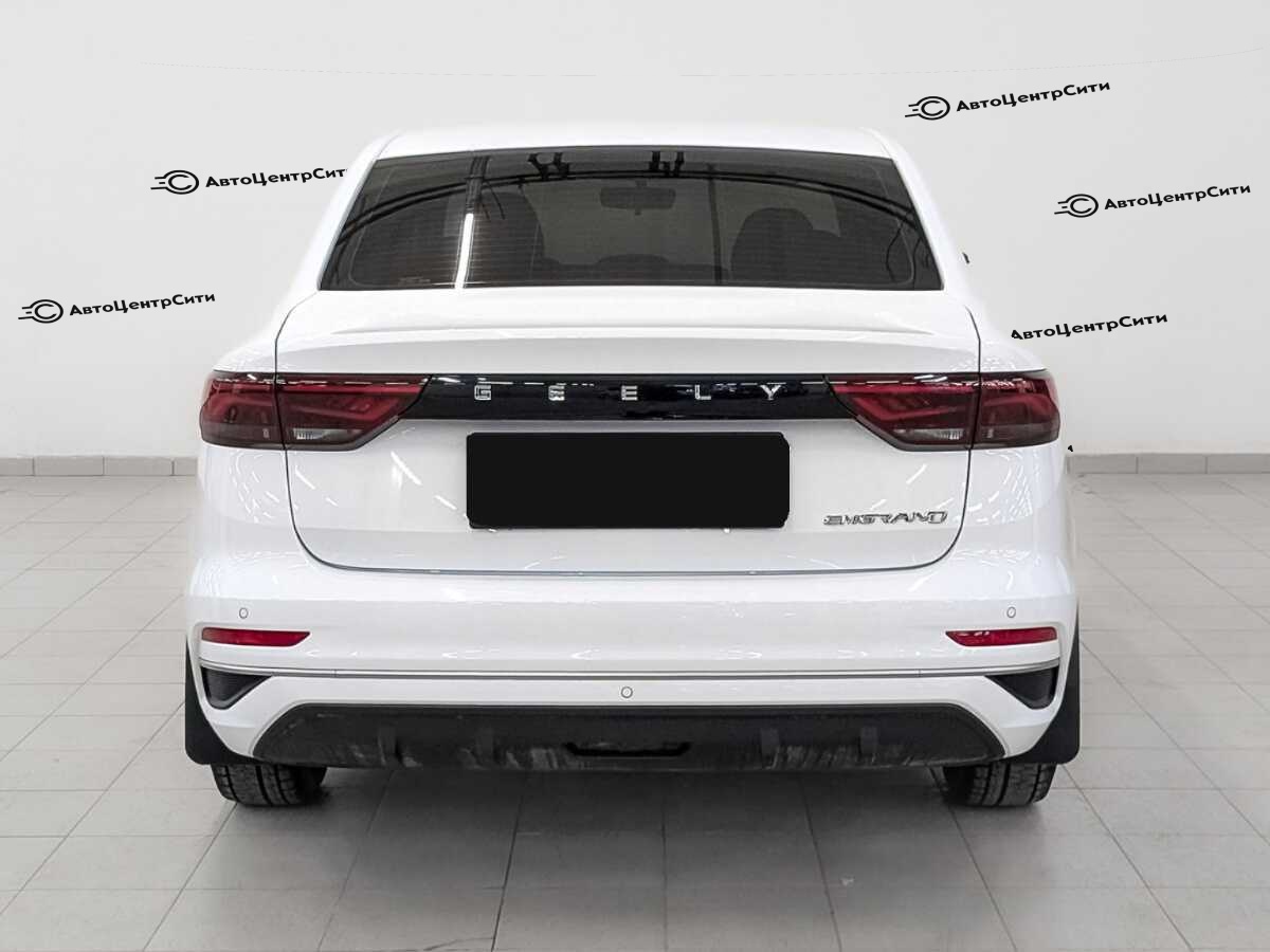 Geely Emgrand с пробегом — 2024 год. Фото: #5