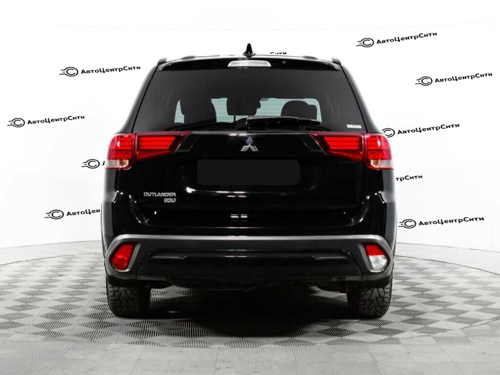 Mitsubishi Outlander с пробегом — 2021 год. Фото: #5