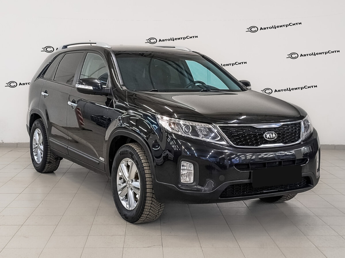 Kia Sorento с пробегом — 2015 год. Фото: #2
