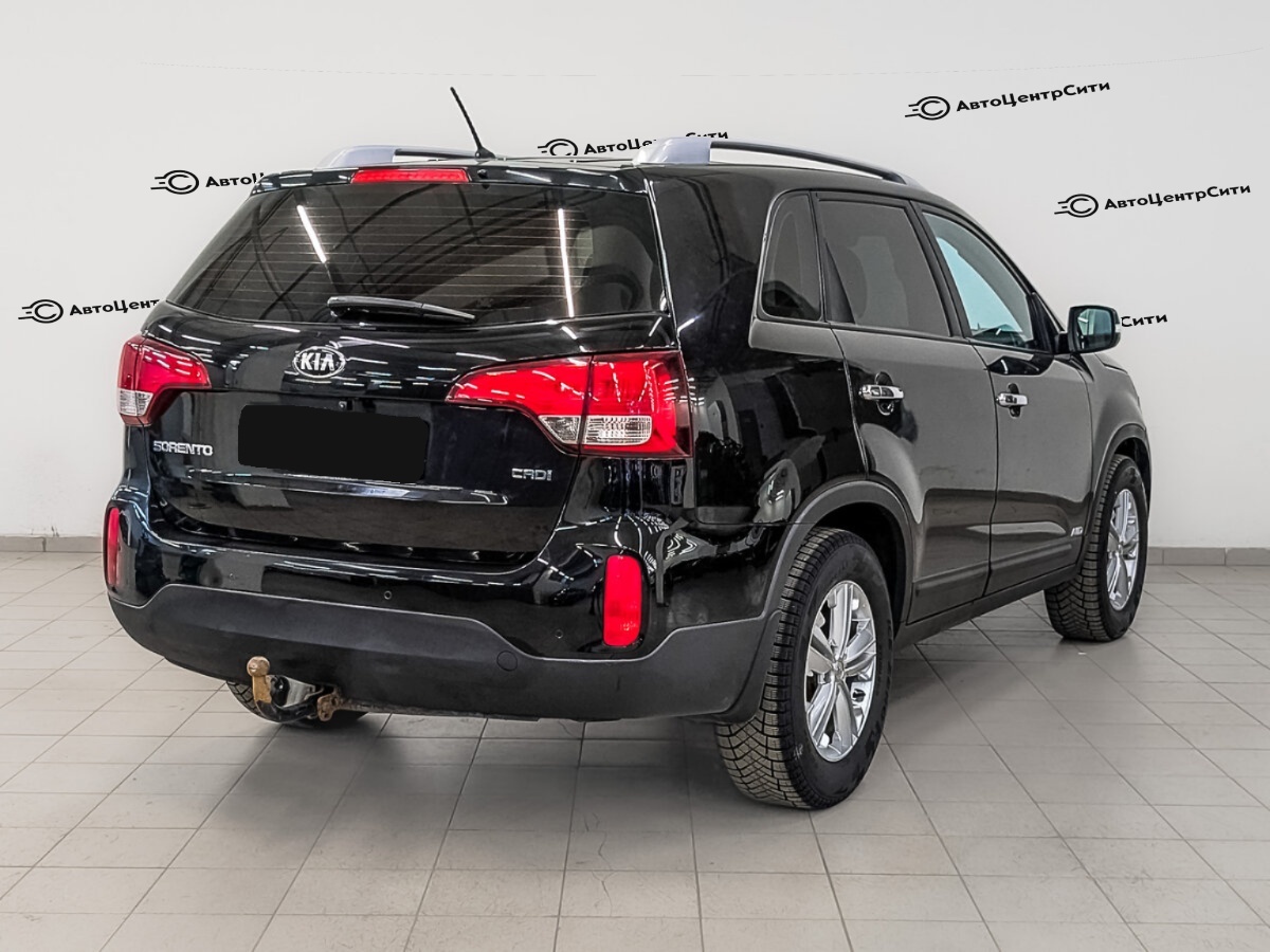 Kia Sorento с пробегом — 2015 год. Фото: #4