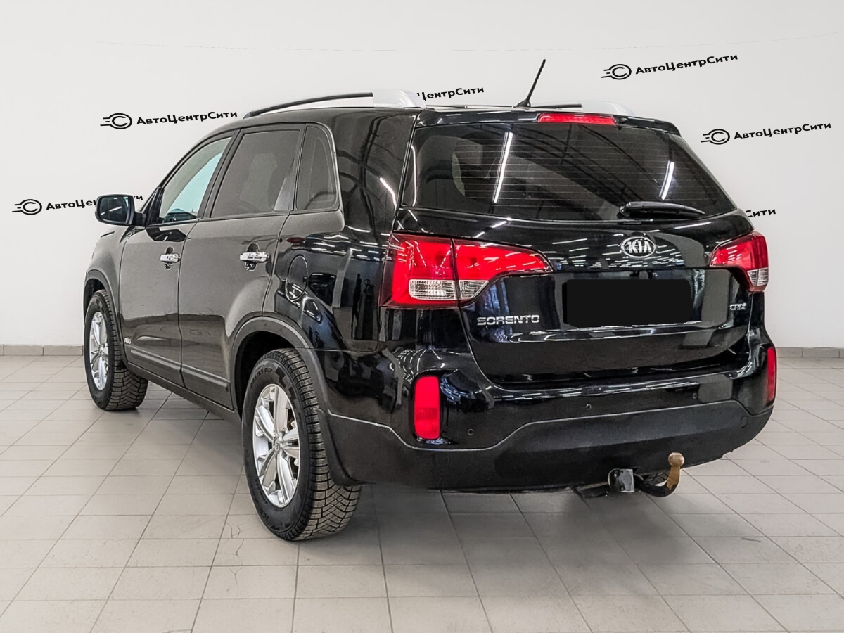 Kia Sorento с пробегом — 2015 год. Фото: #6