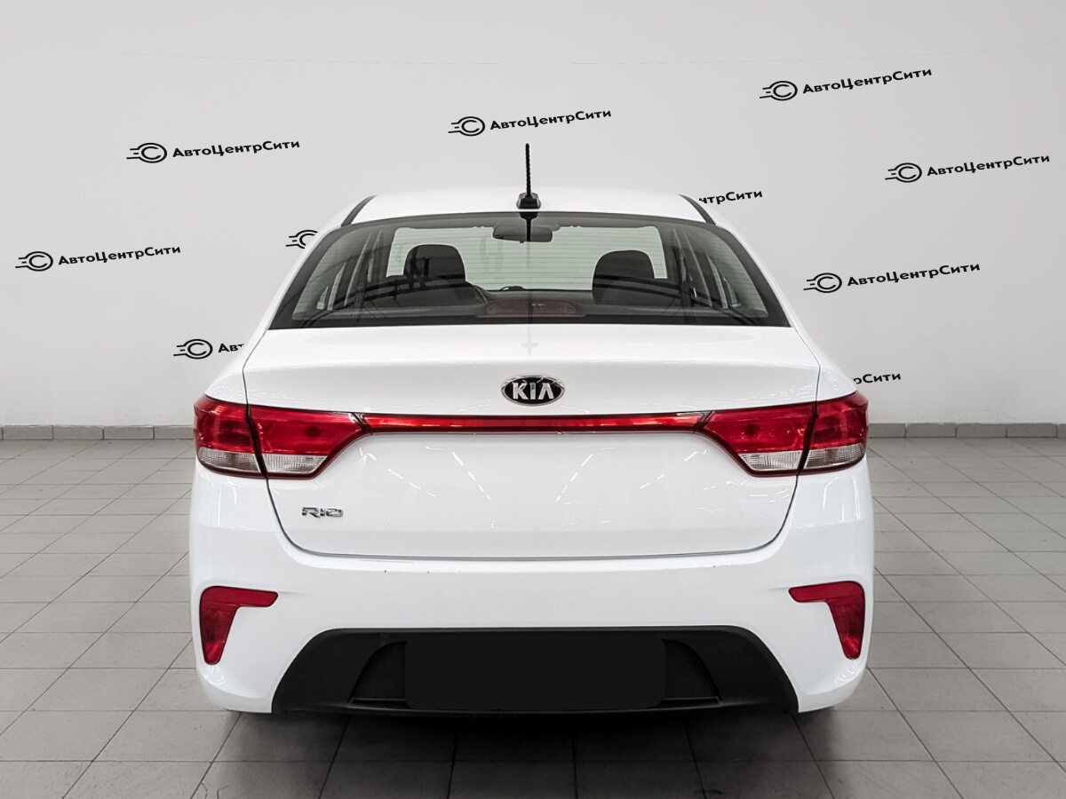 Kia Rio с пробегом — 2019 год. Фото: #5