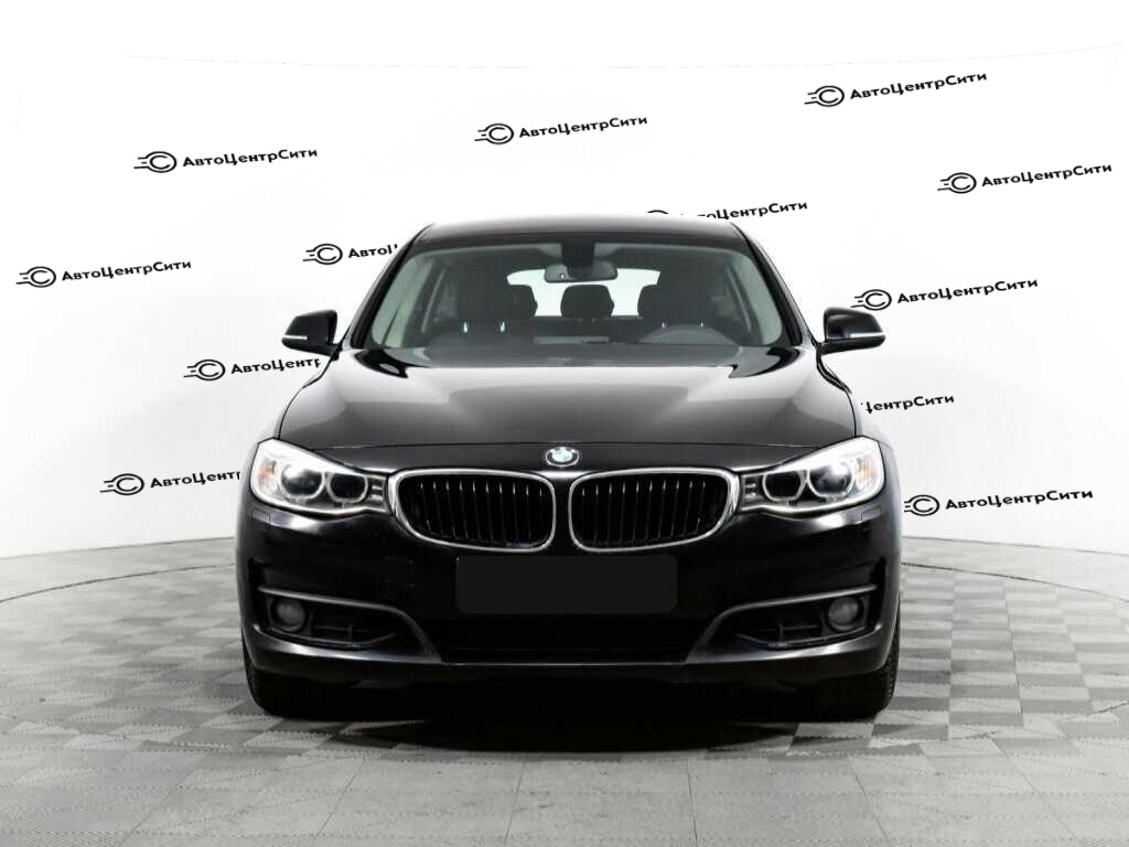 BMW 3 серии с пробегом — 2016 год. Фото: #1