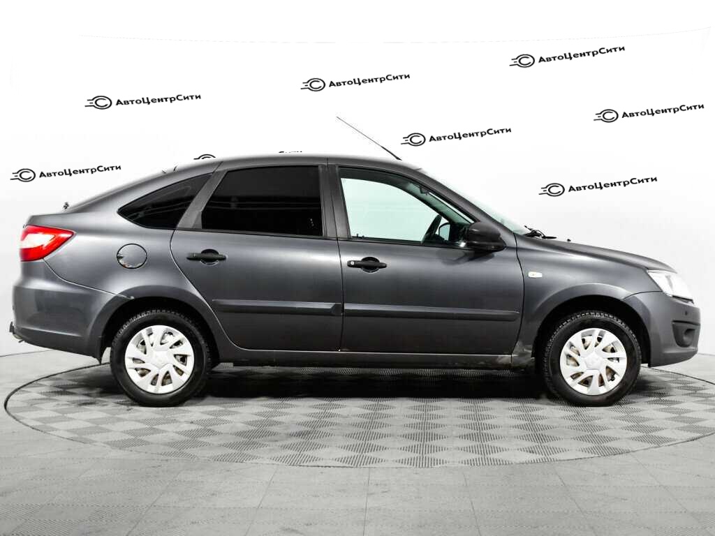 Lada (ВАЗ) Granta с пробегом — 2018 год. Фото: #3