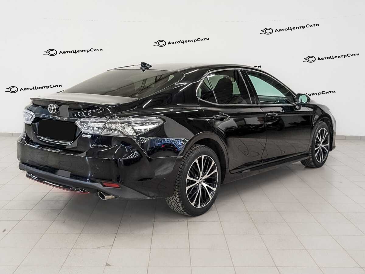 Toyota Camry с пробегом — 2020 год. Фото: #4