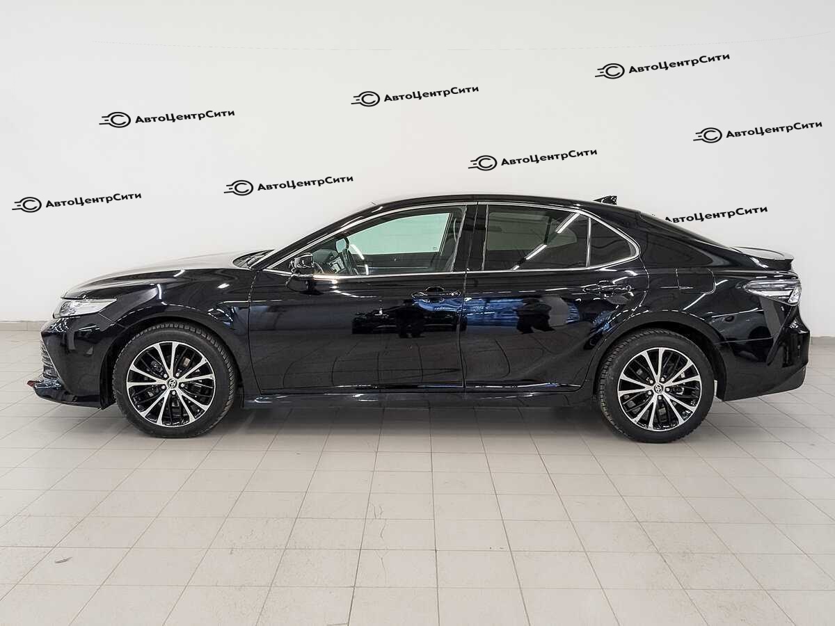Toyota Camry с пробегом — 2020 год. Фото: #7