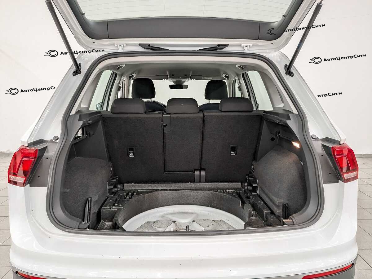 Volkswagen Tiguan с пробегом — 2021 год. Фото: #9