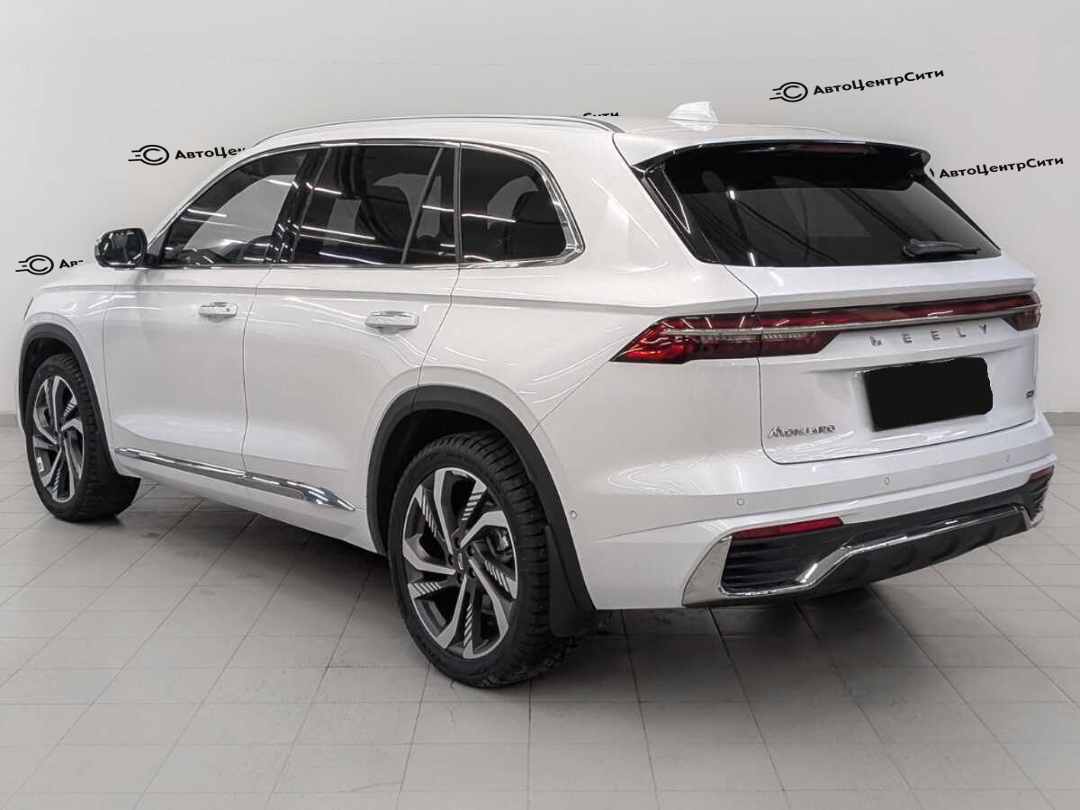 Geely Monjaro с пробегом — 2023 год. Фото: #6