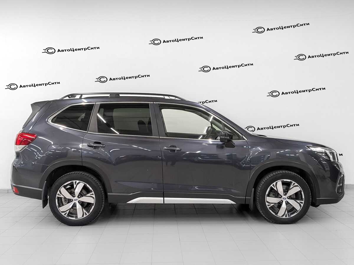 Subaru Forester с пробегом — 2019 год. Фото: #3