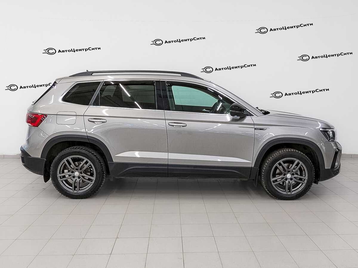 Volkswagen Taos с пробегом — 2021 год. Фото: #3