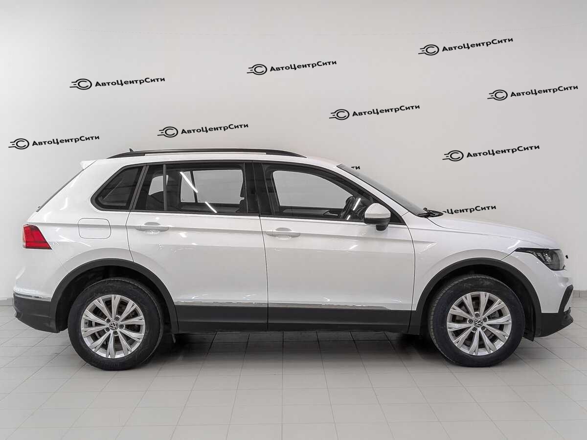 Volkswagen Tiguan с пробегом — 2021 год. Фото: #3