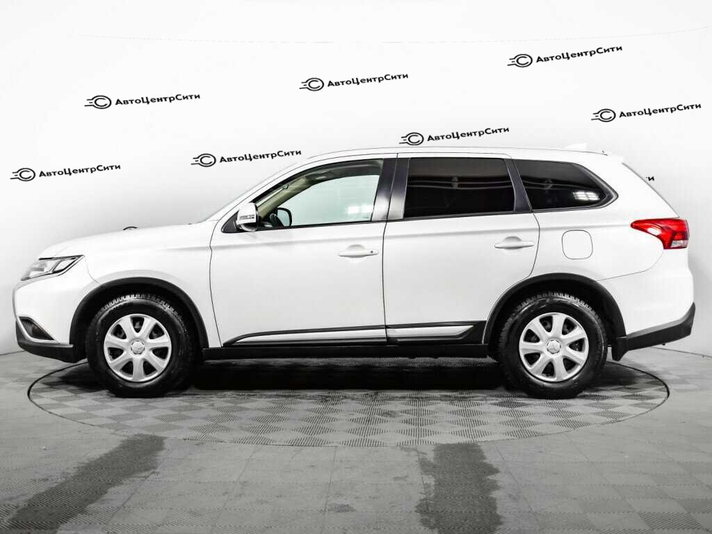 Mitsubishi Outlander с пробегом — 2020 год. Фото: #7