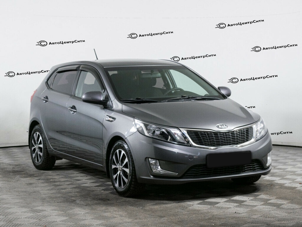 Kia Rio с пробегом — 2012 год. Фото: #2
