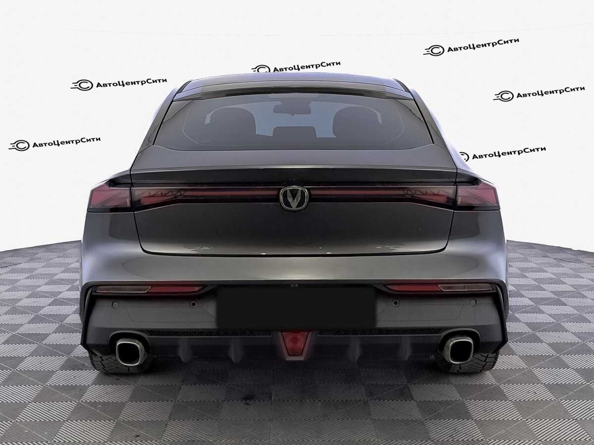 Changan UNI-V с пробегом — 2022 год. Фото: #5