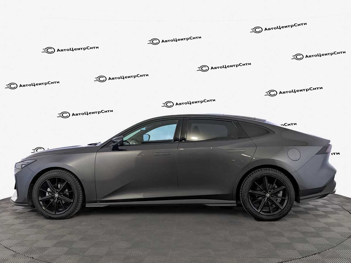 Changan UNI-V с пробегом — 2022 год. Фото: #7