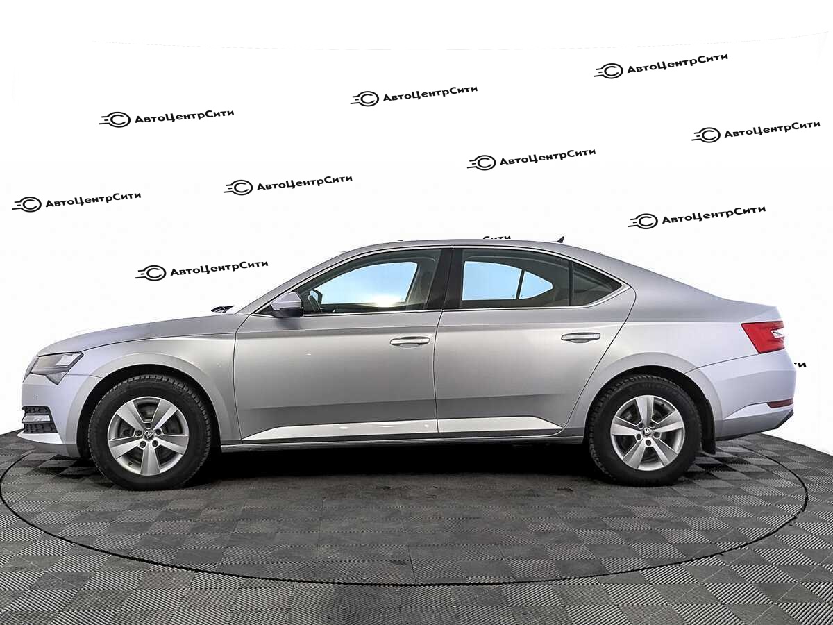 Skoda Superb с пробегом — 2021 год. Фото: #7