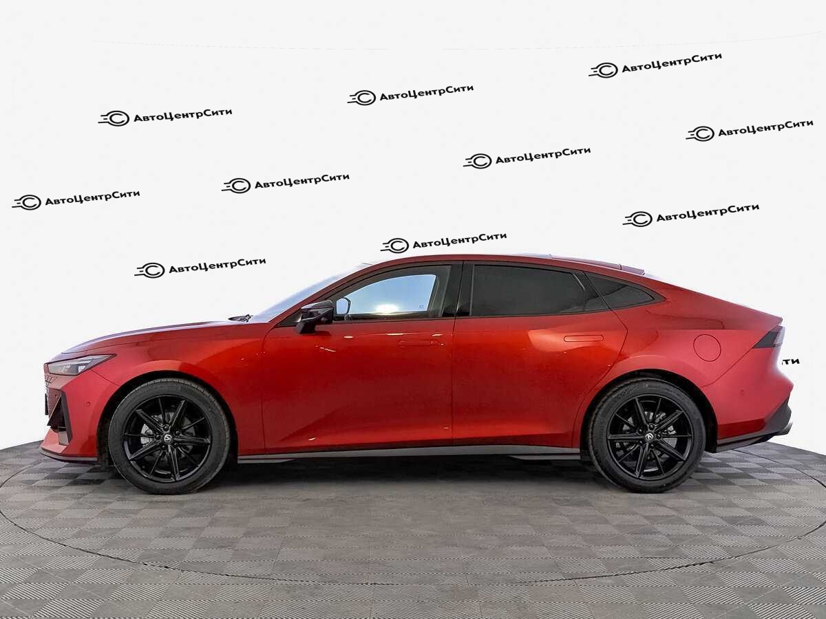 Changan UNI-V с пробегом — 2024 год. Фото: #7