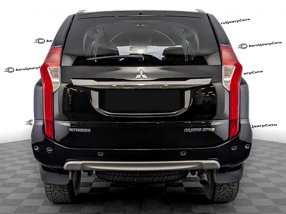 Mitsubishi Pajero Sport с пробегом — 2020 год. Фото: #5