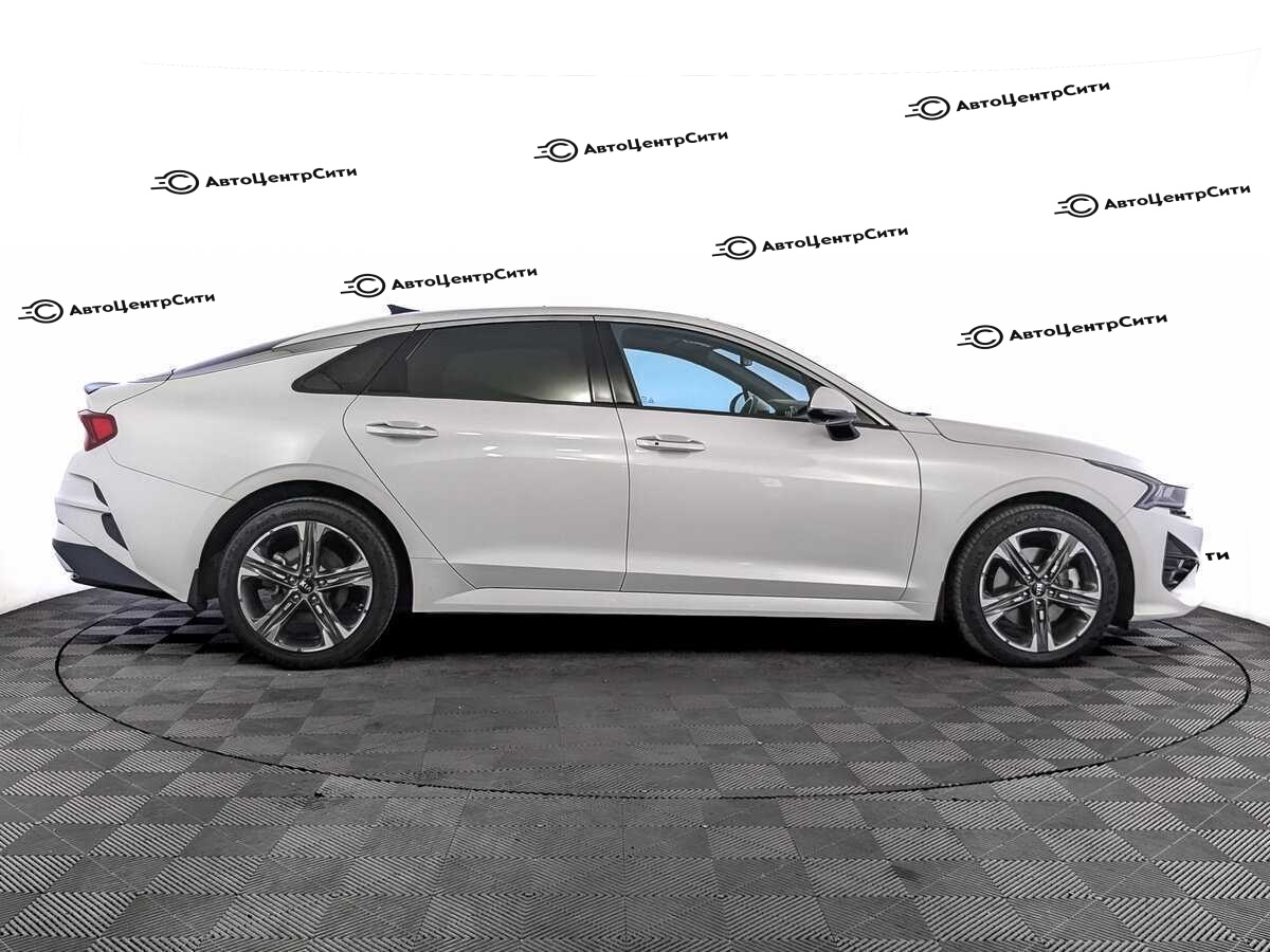 Kia K5 с пробегом — 2021 год. Фото: #3