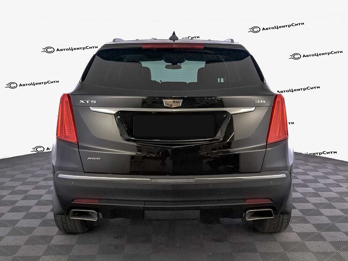 Cadillac XT5 с пробегом — 2016 год. Фото: #5
