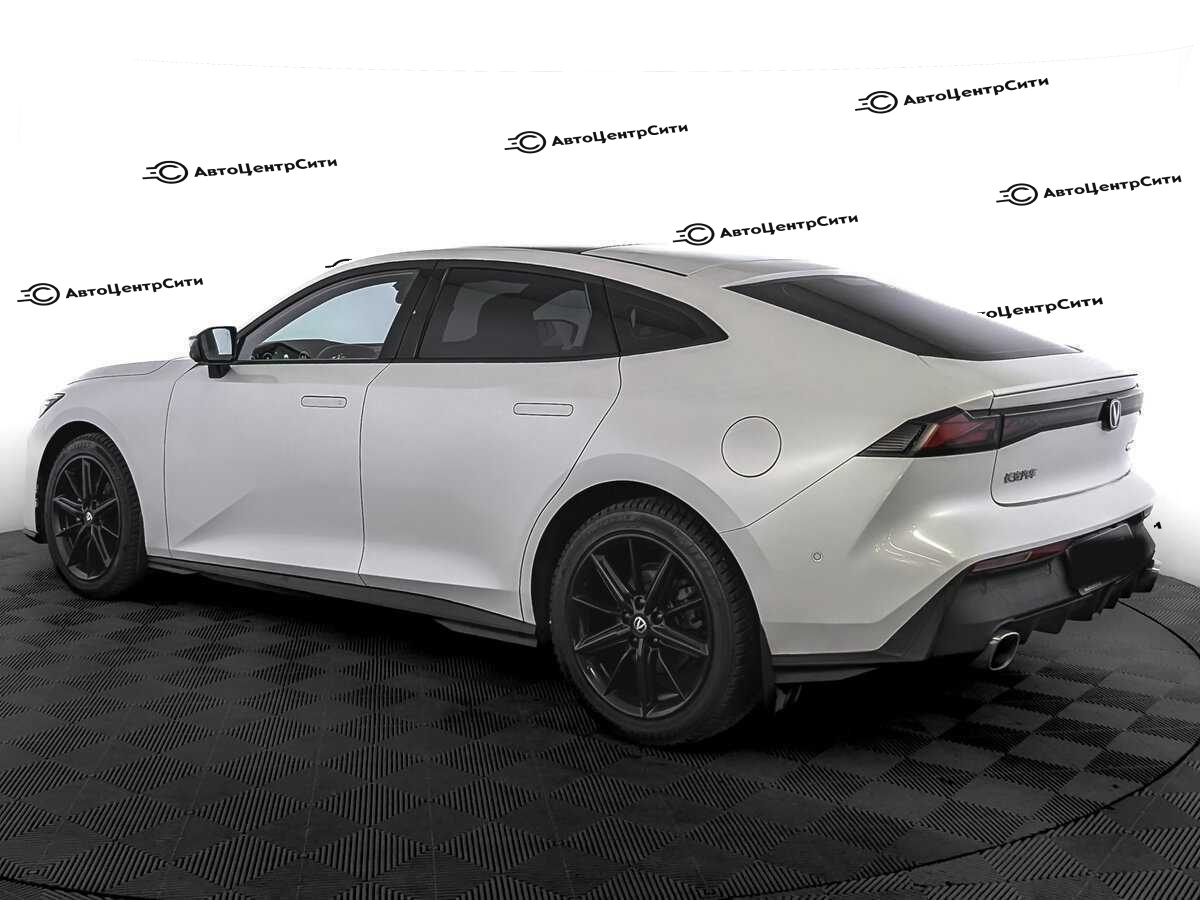 Changan UNI-V с пробегом — 2023 год. Фото: #6